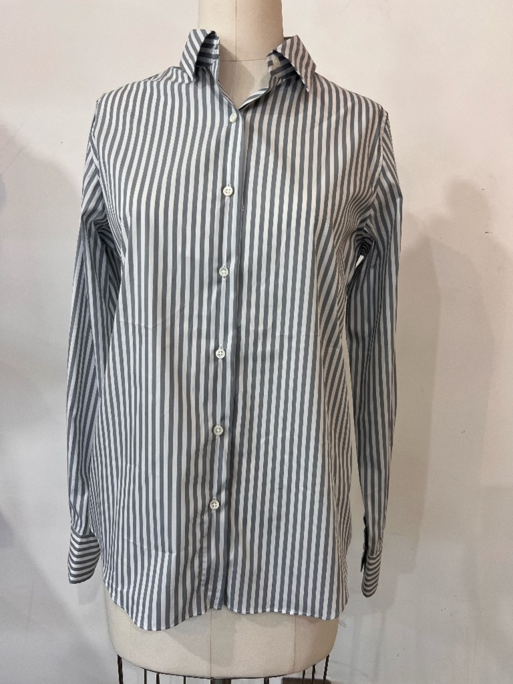 Long Sleeve Botton Shirt